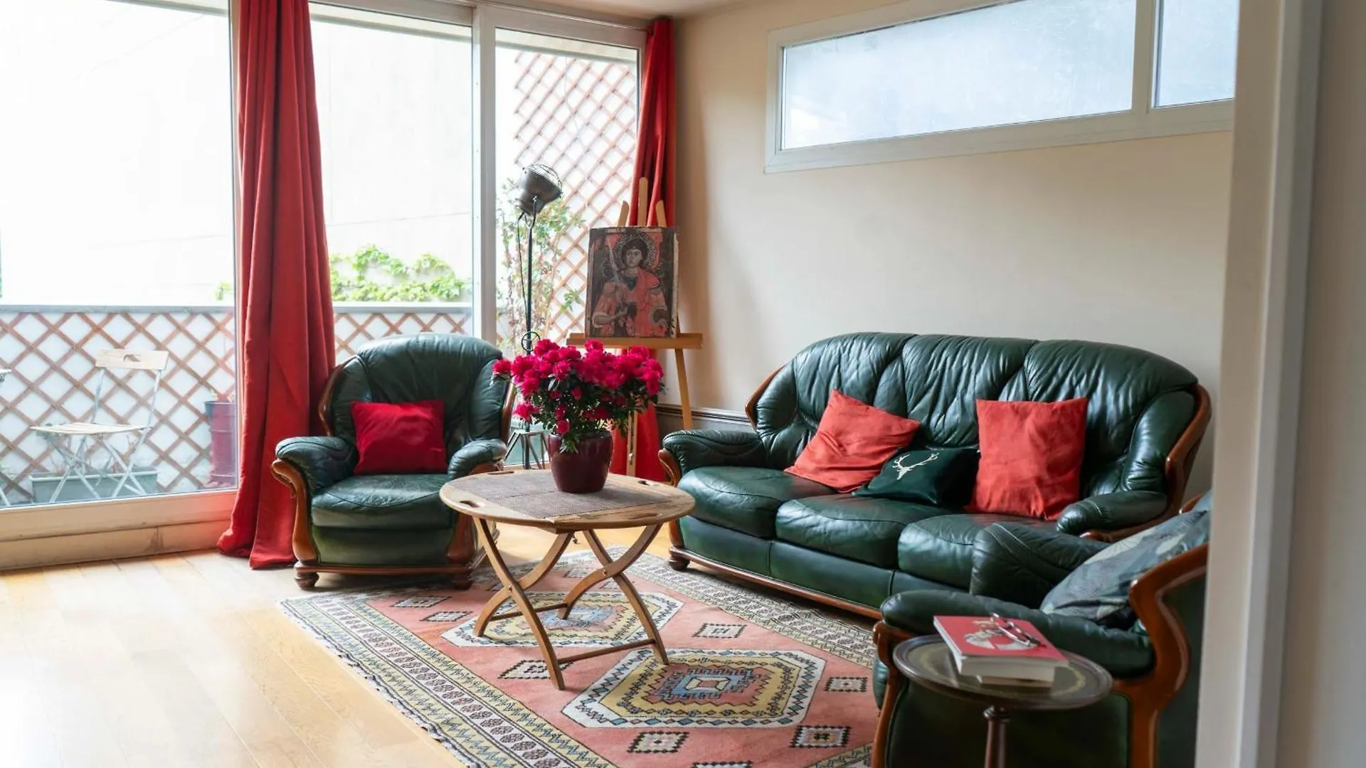 Charming Duplex With Two Balconies In The 13th *
