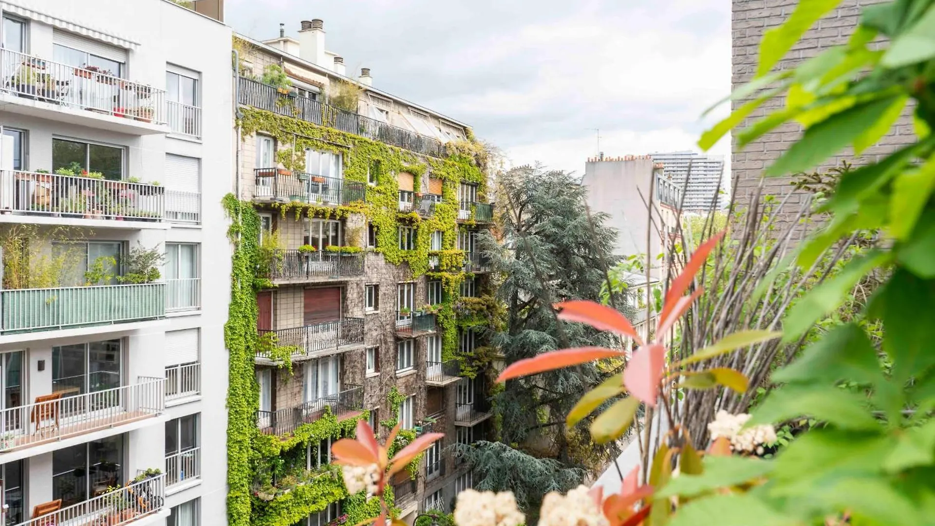 Charming Duplex With Two Balconies In The 13th